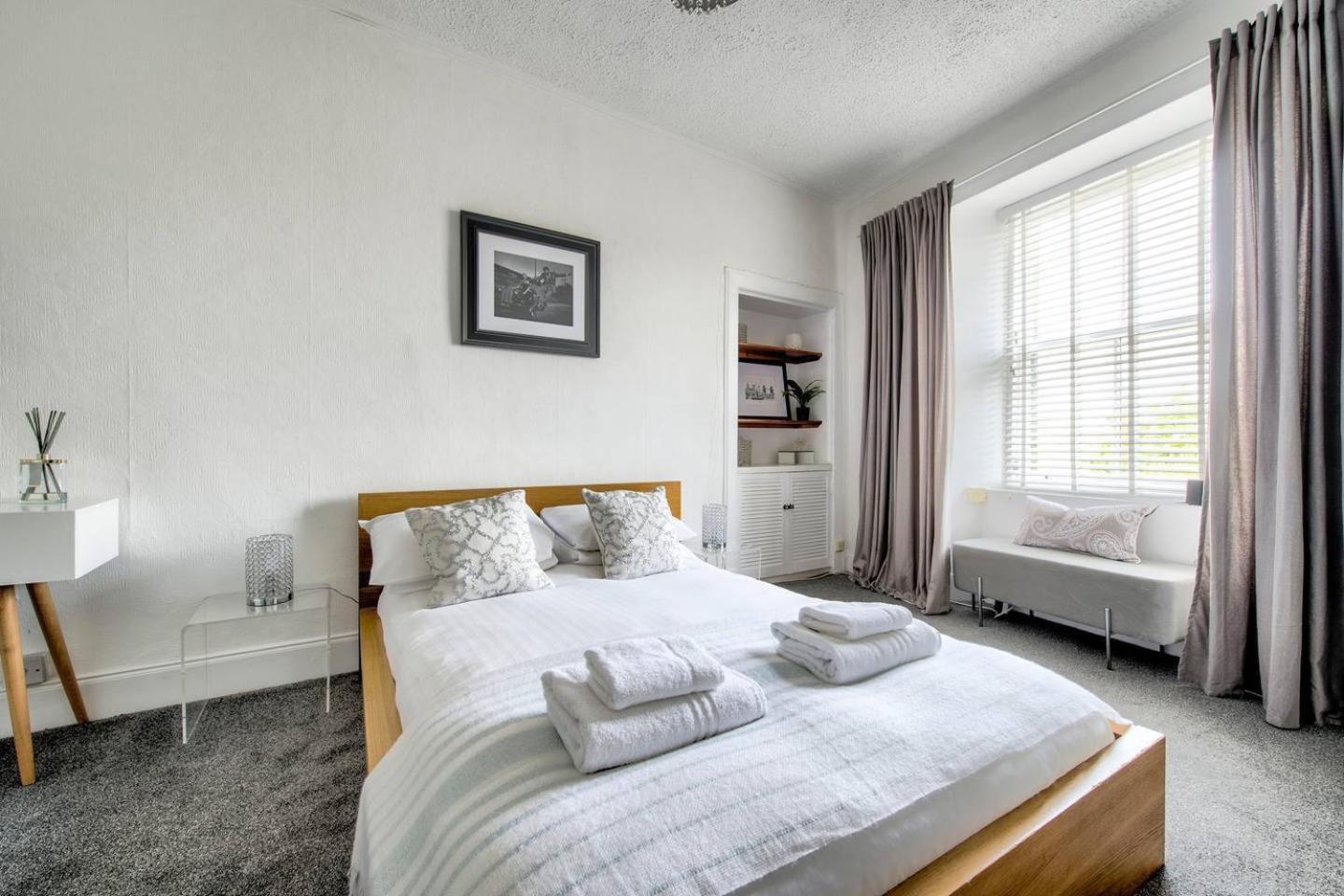 Guestready - Modern 2Br Home On The Royal Mile! Edimburgo Exterior foto